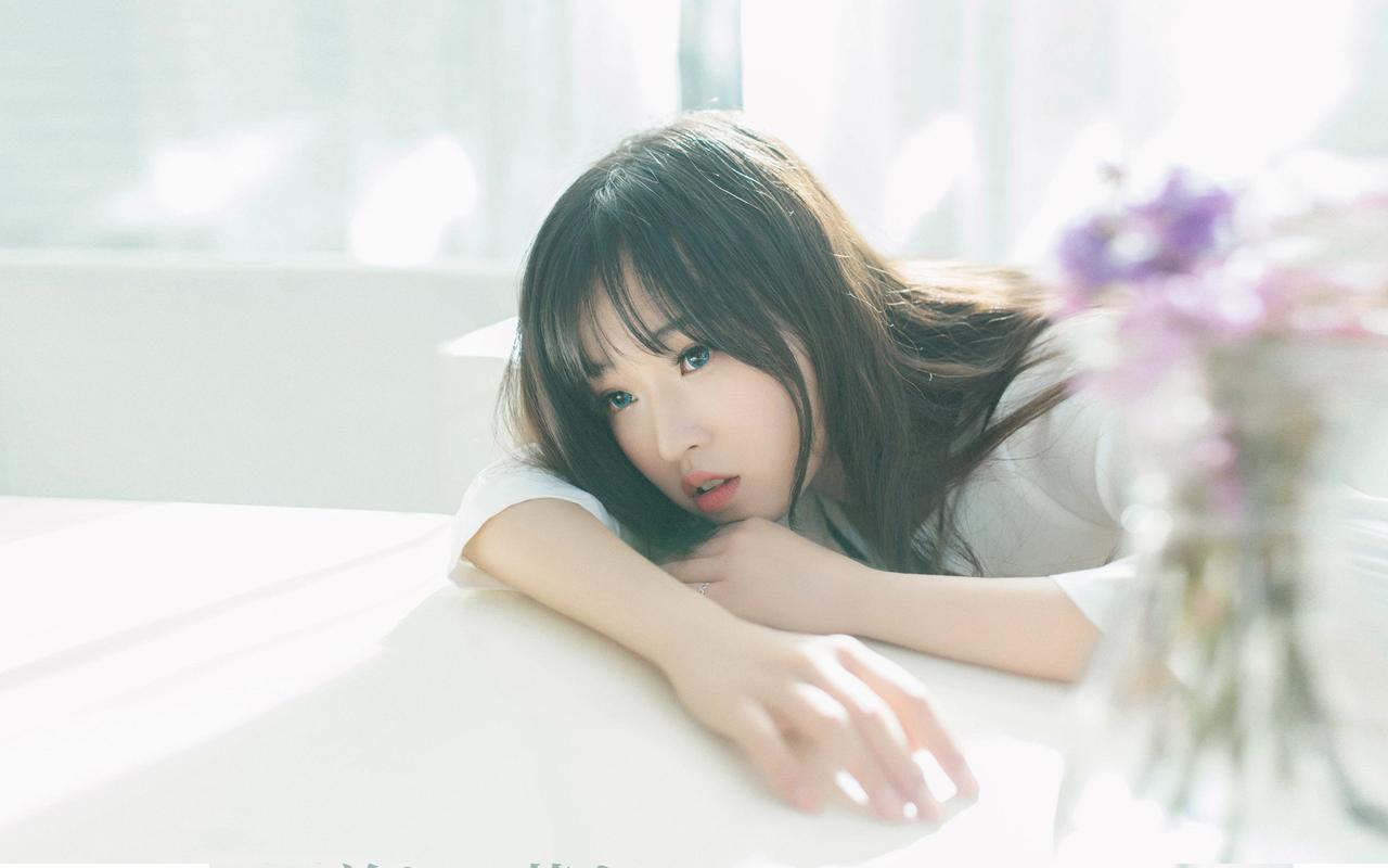 普京视察俄罗斯最大钢铁厂